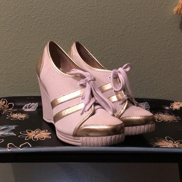 MICHAEL Michael Kors Shoes - MICHEAL KORS sneaker wedges